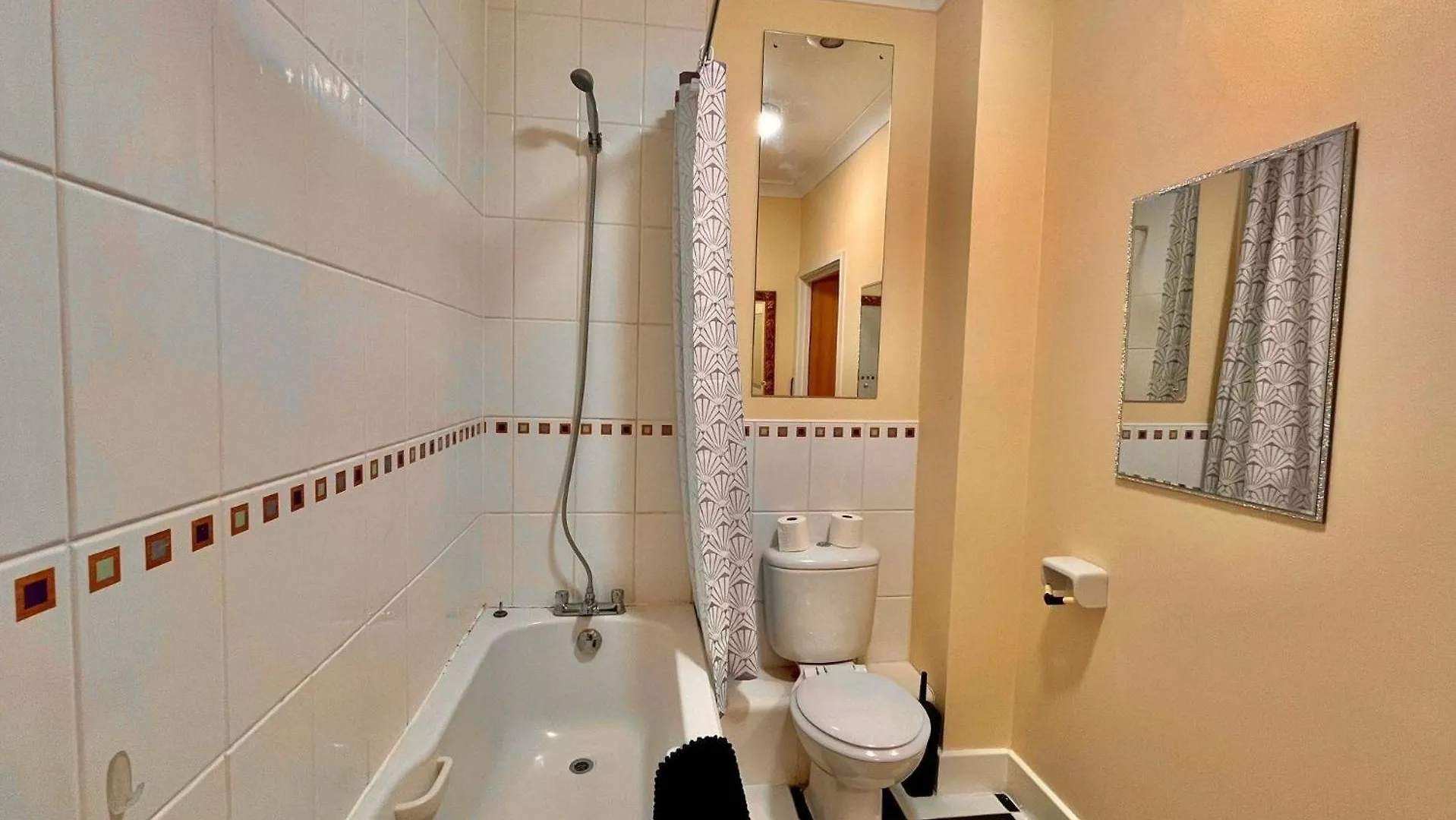 Cambridge Cozy Retreat - 1 Bed Apartment